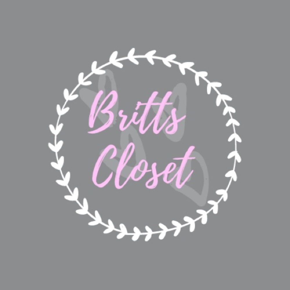 Welcome to my Poshmark!